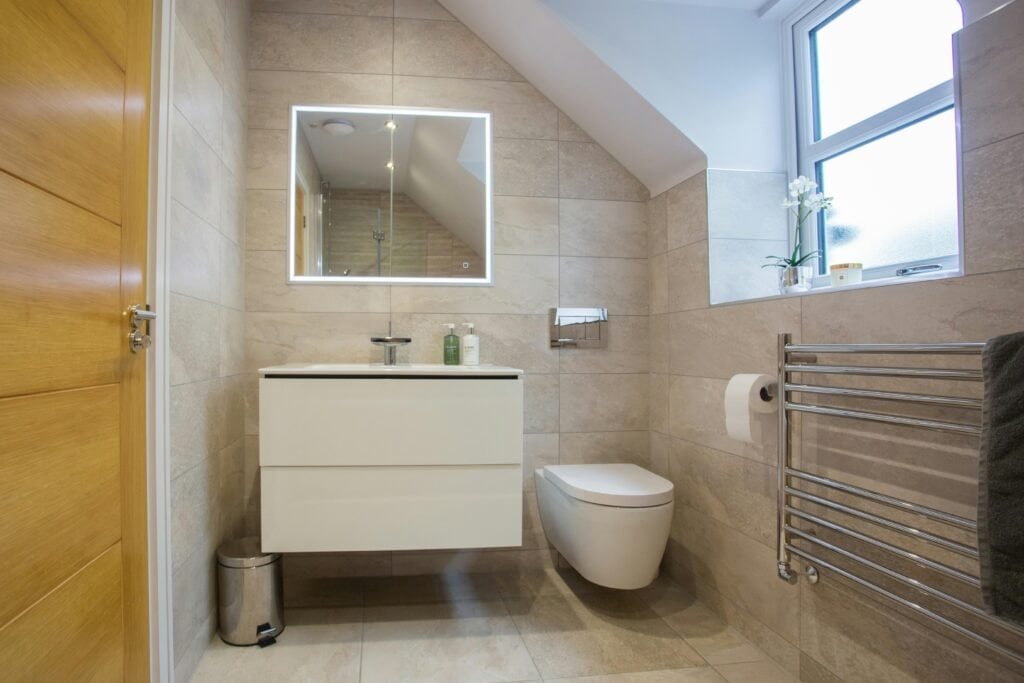 best lighted bathroom mirror